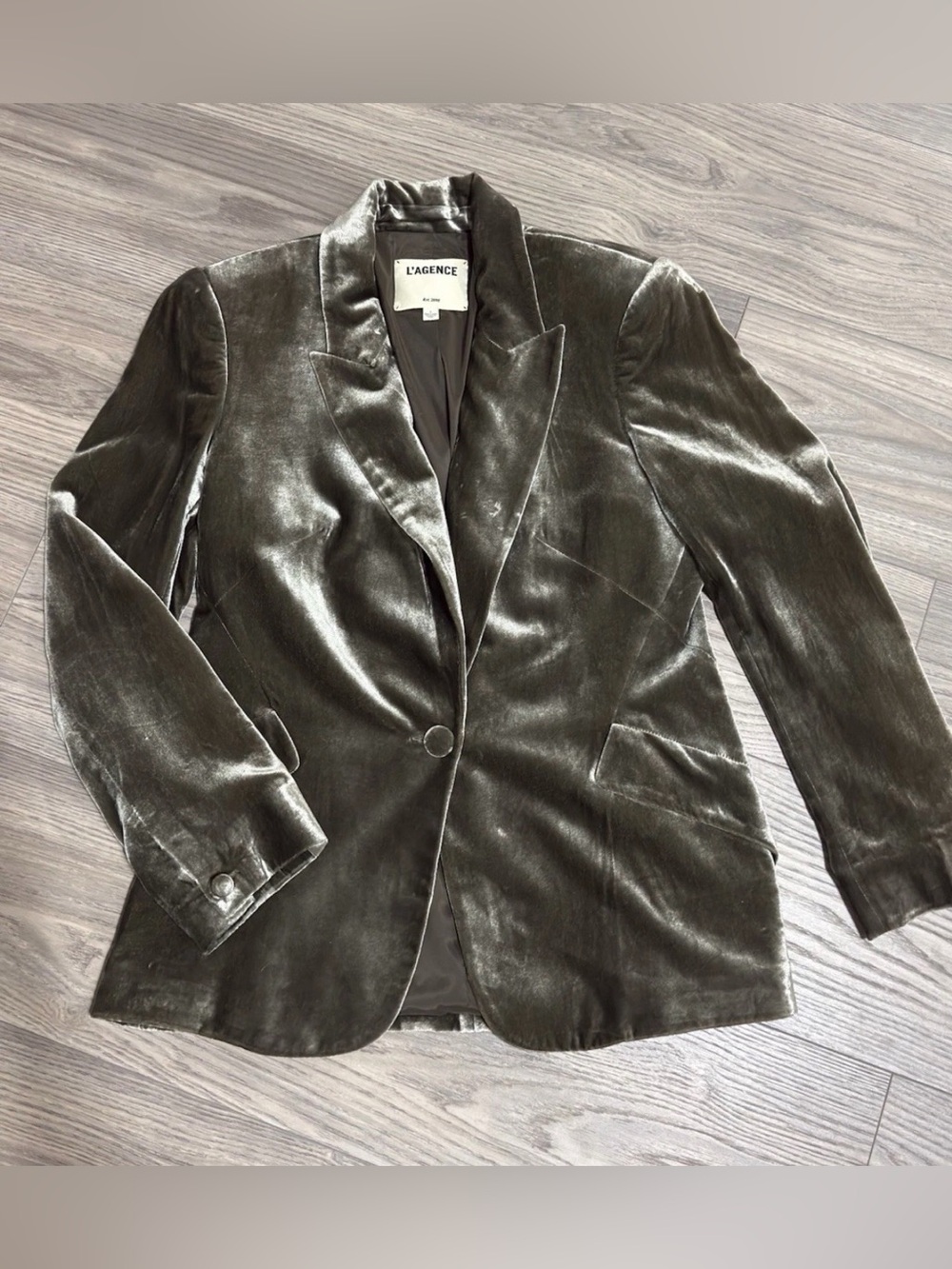 L'Agence Chamberlin Olive Velvet Blazer Single Button Fully Lined Size 6 - Picture 3 of 11